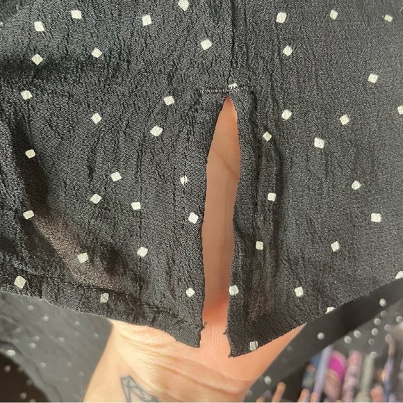 J. Jill Black & White Polka Square Crepe Blouse - Picture 5 of 8